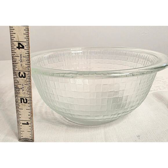 Vintage Pyrex 1.5L Round Borosilicate Glass Bowl Basket Weave Pattern - Picture 5 of 5